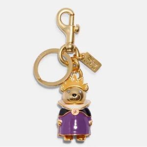 💜 NWT Coach Evil Queen Charm